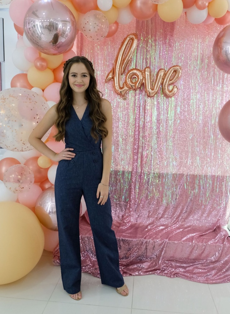 Olivia Sanabia Olivia Sanabia