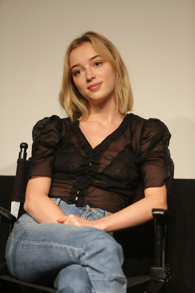 Phoebe Dynevor Phoebe Dynevor