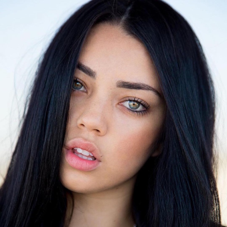 Chanelle Elise