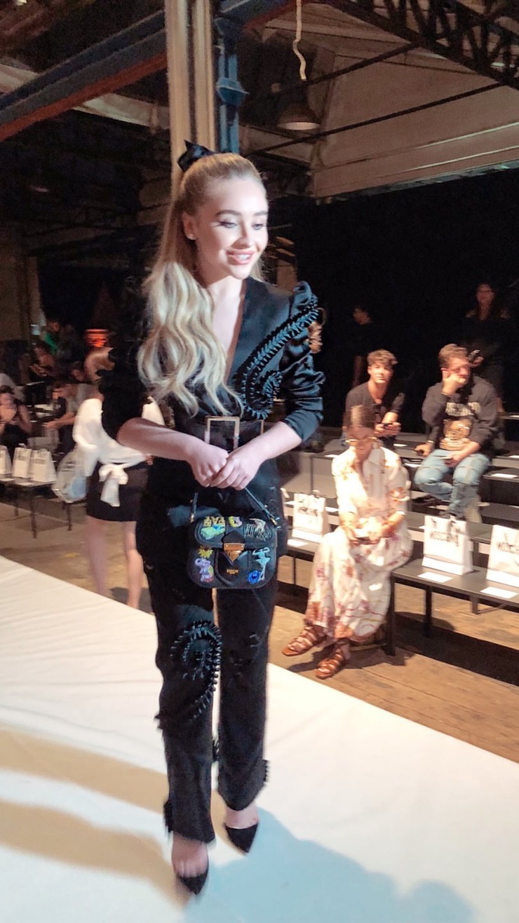 Sabrina Carpenter