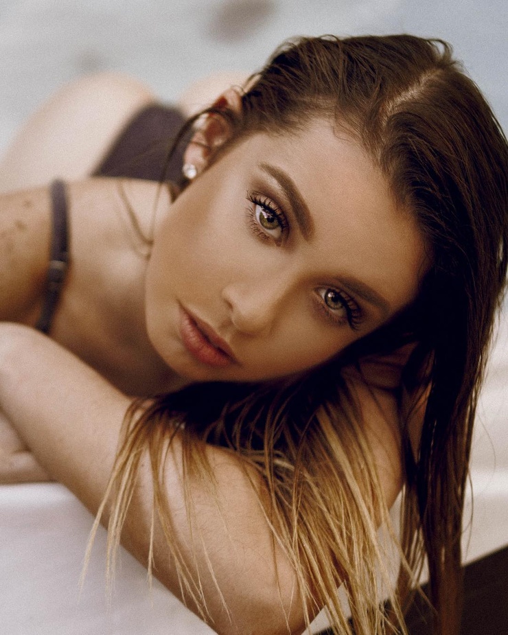 Jesenia Echeverria image