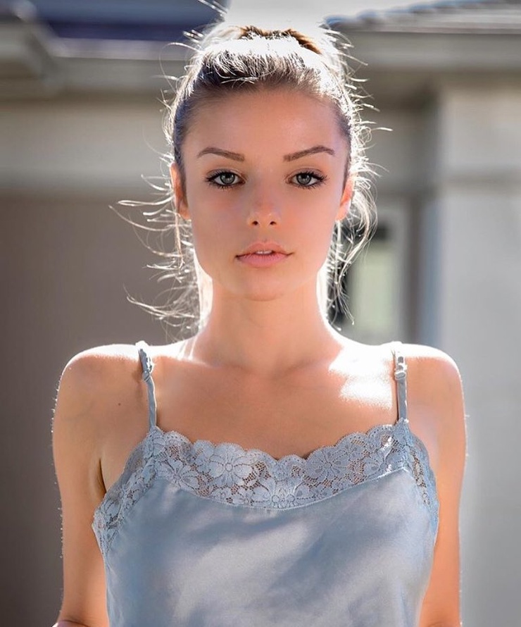 Maddie Teeuws Maddie Teeuws