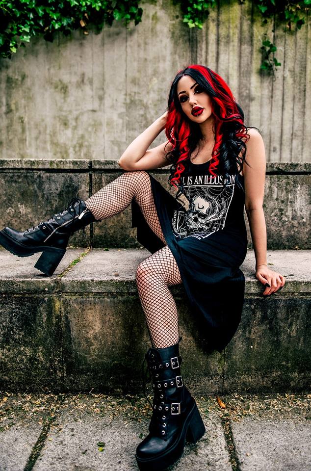 Picture of Dani Divine