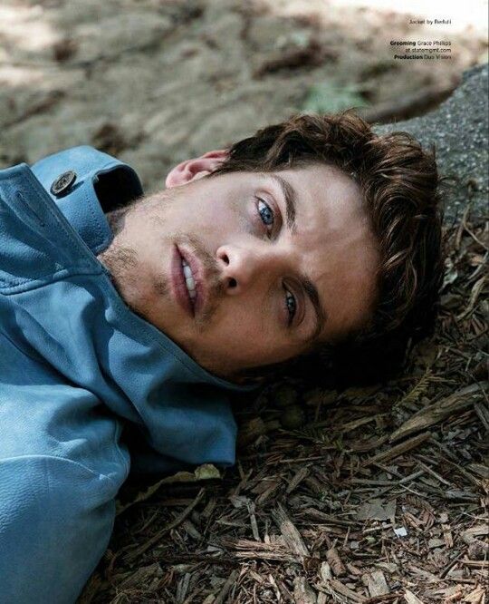 Daniel Sharman