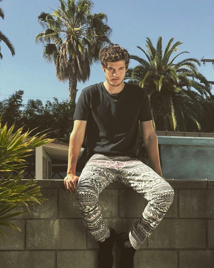 Daniel Sharman