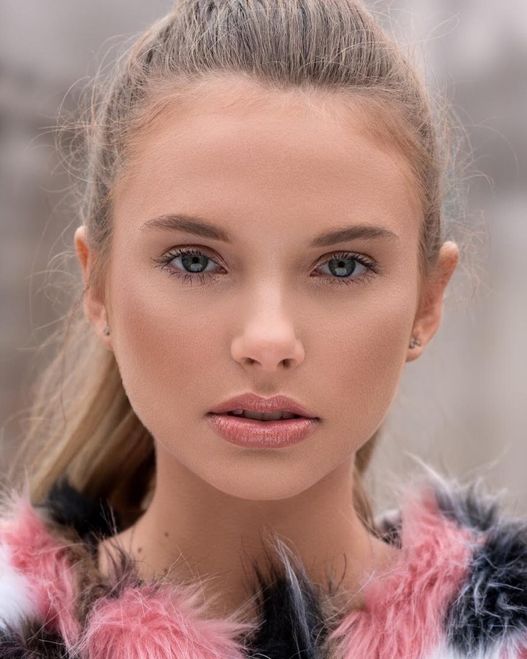 Weronika Raczkowska Weronika Raczkowska