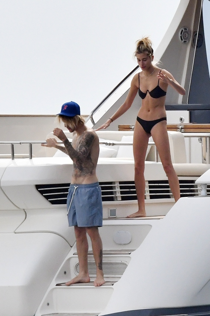 Hailey Baldwin