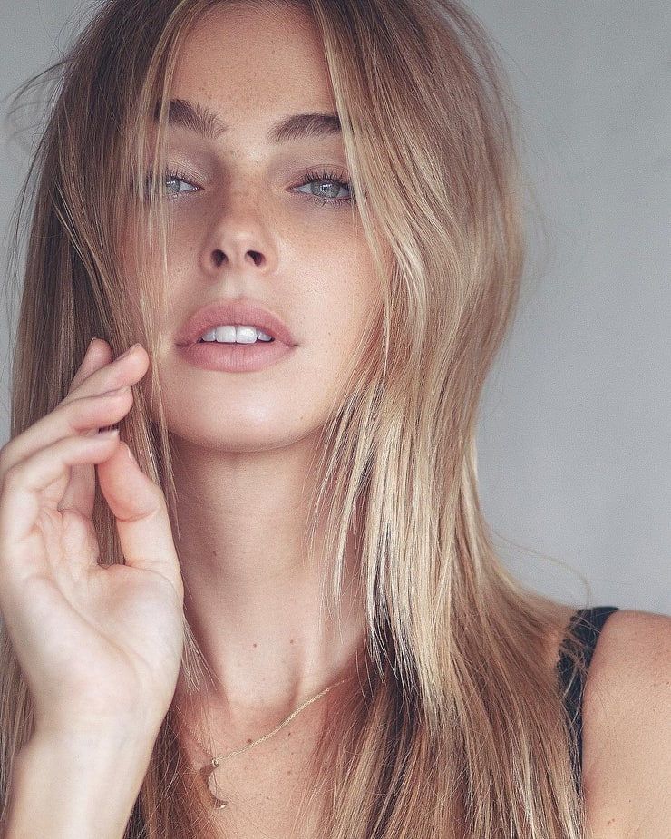 Picture of Elizabeth Turner.