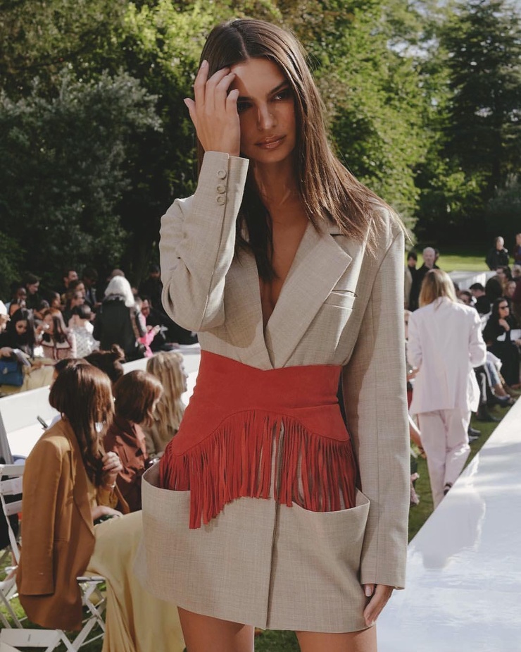 Emily Ratajkowski