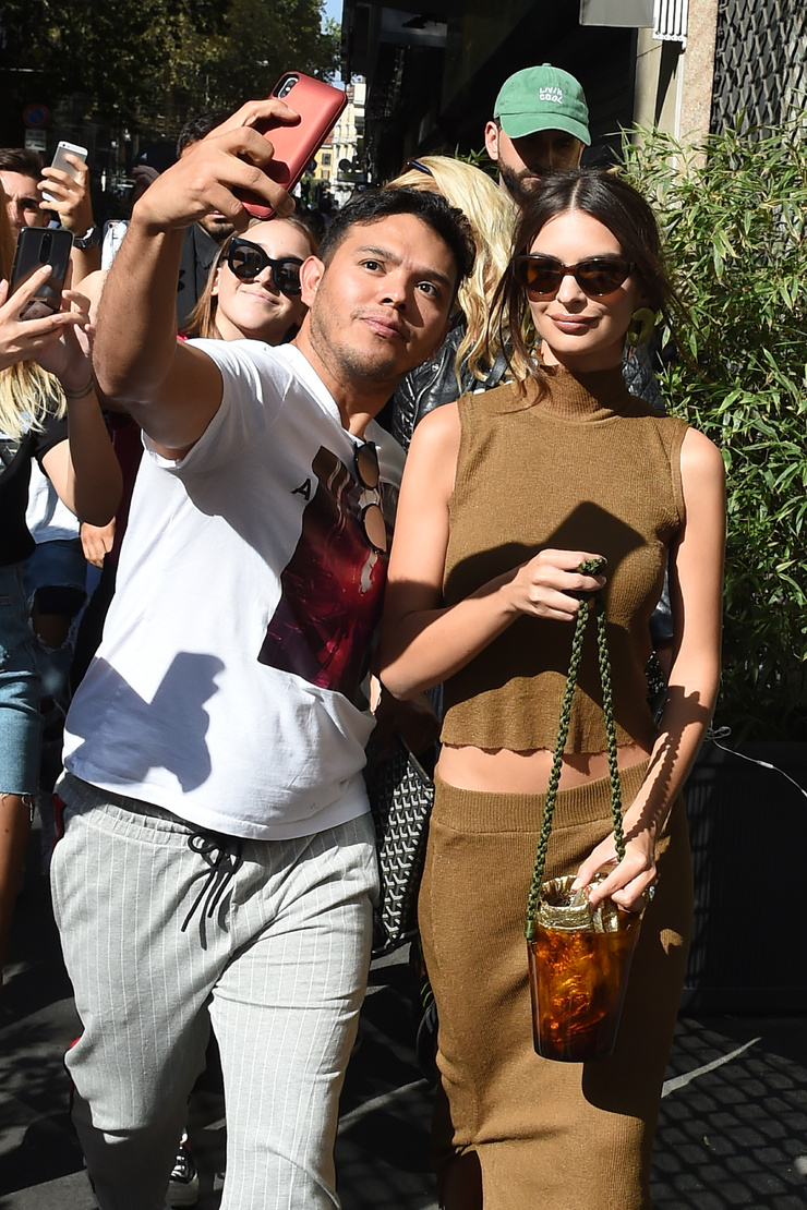 Emily Ratajkowski
