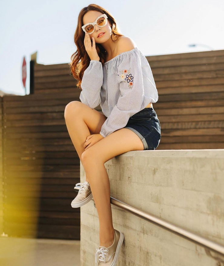 Bailee Madison Bailee Madison