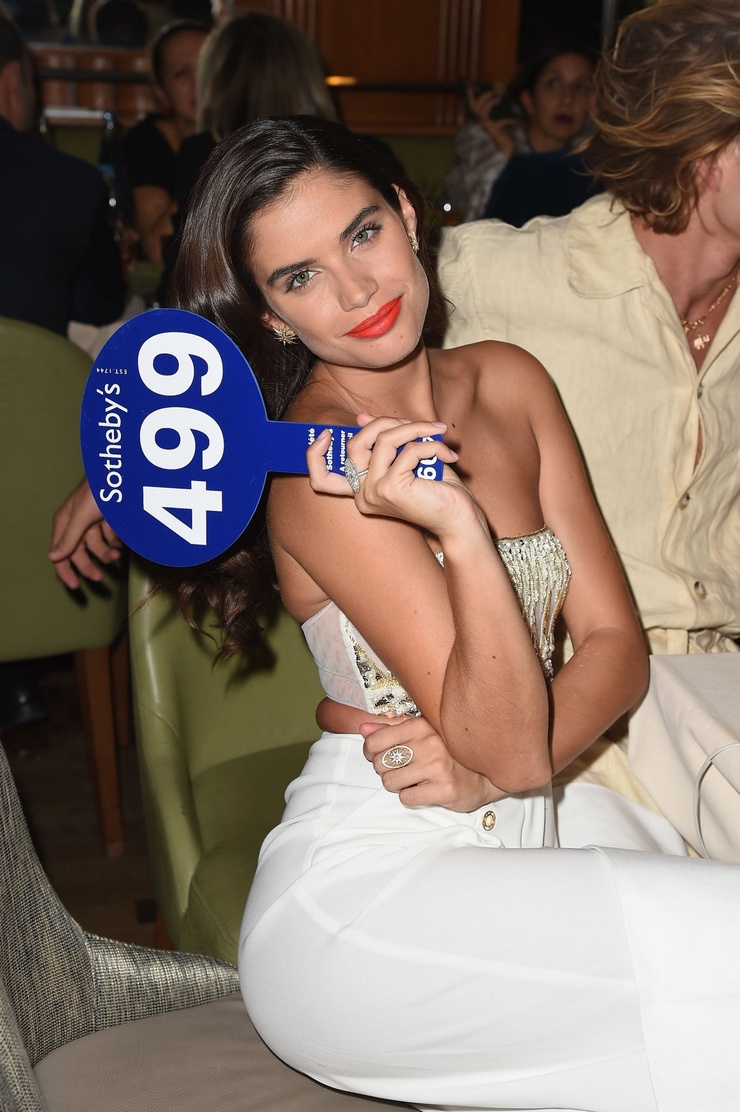 Sara Sampaio Sara Sampaio