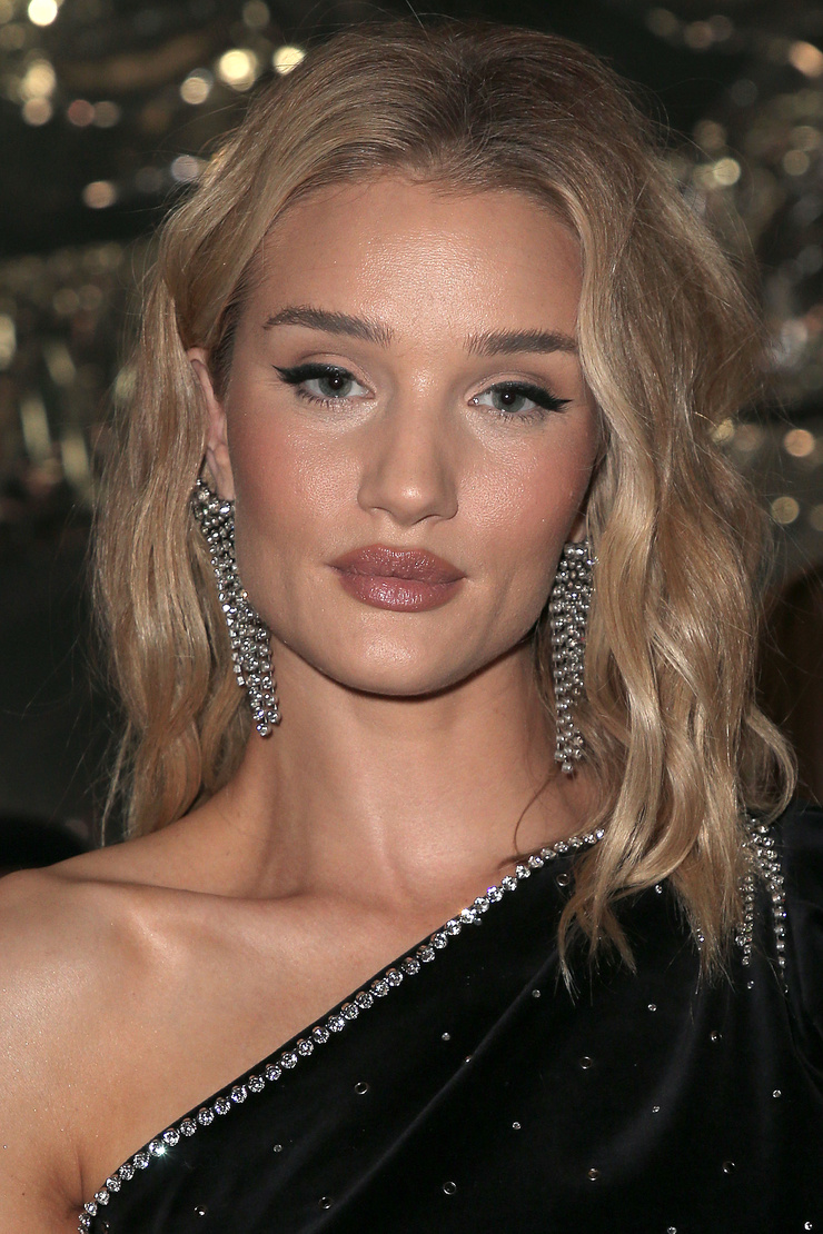 Rosie Huntington-Whiteley Rosie Huntington-Whiteley
