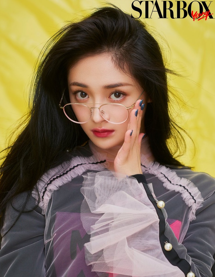Zhou Jieqiong Zhou Jieqiong
