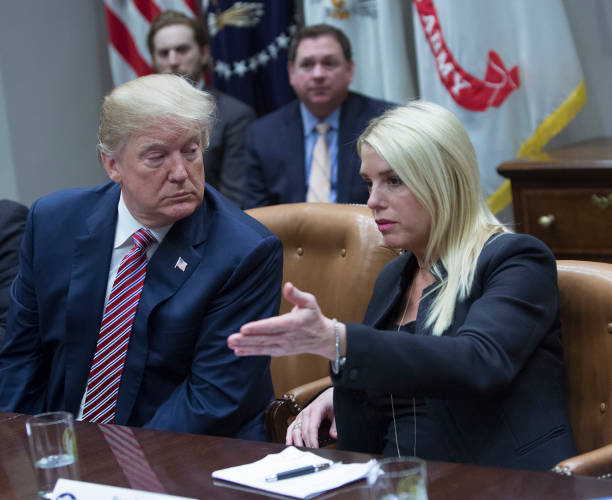 Donald Trump, Pam Bondi