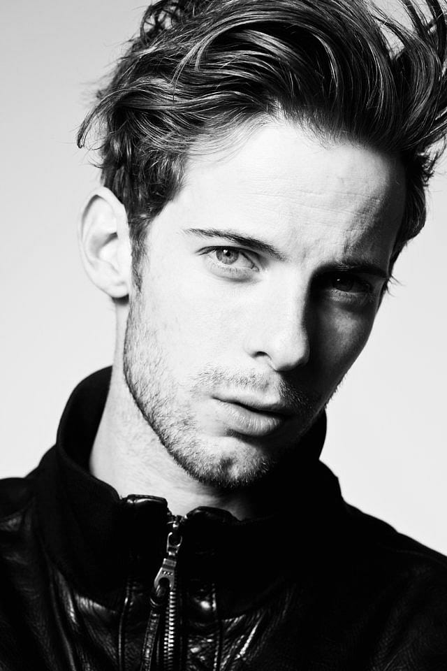 Picture of Luke Treadaway