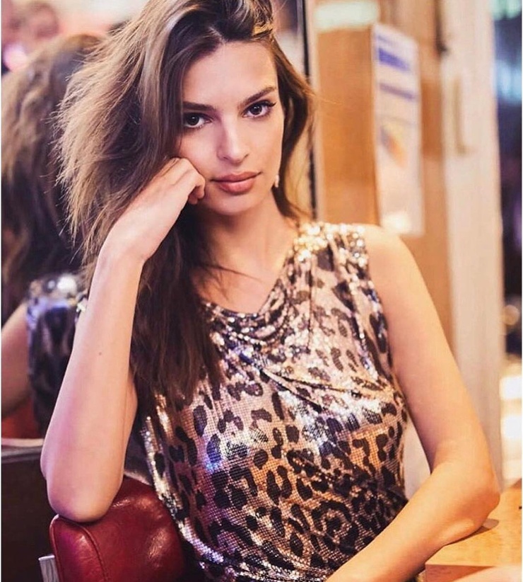 Emily Ratajkowski