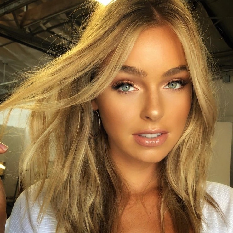 Picture of Elizabeth Turner.