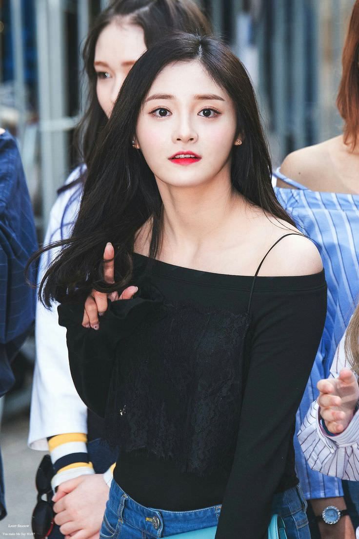 Zhou Jieqiong