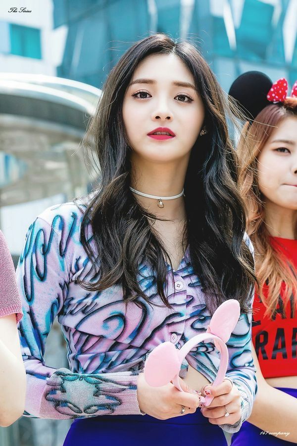 Zhou Jieqiong