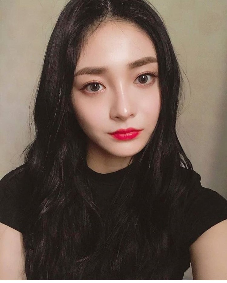 Zhou Jieqiong