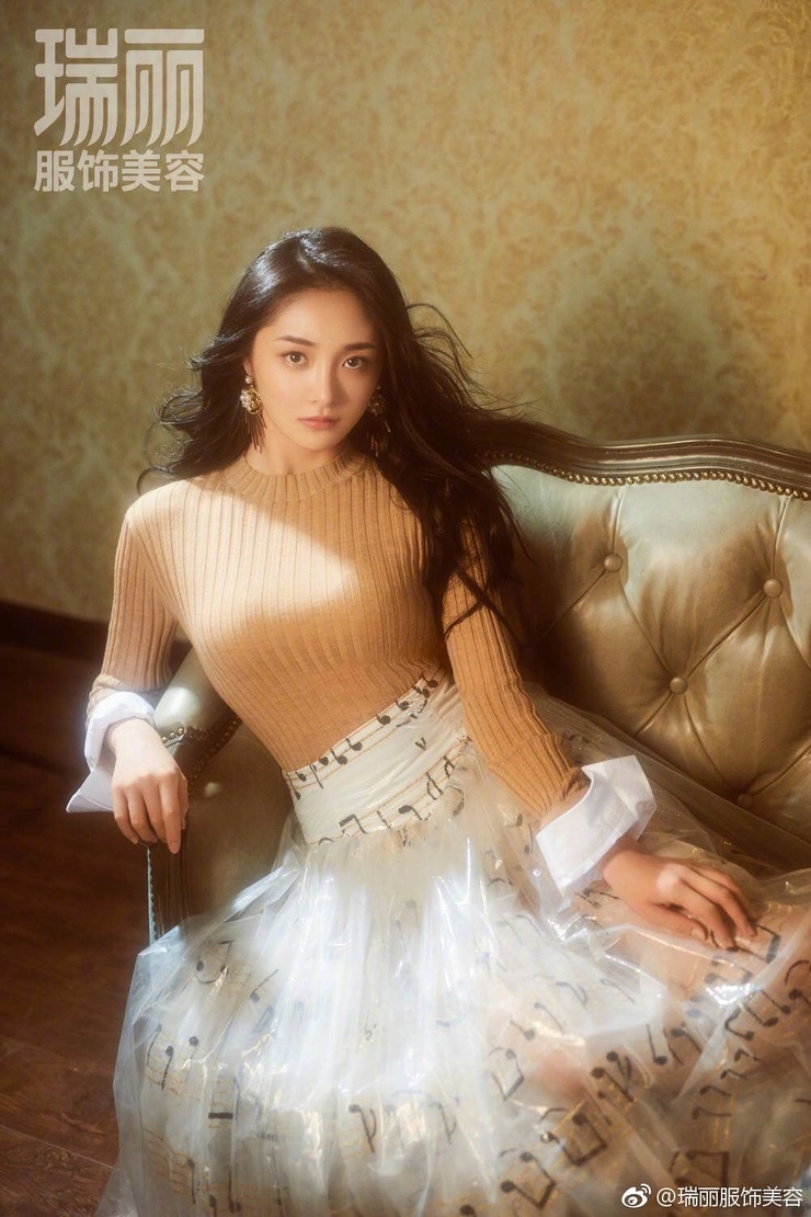 Zhou Jieqiong Zhou Jieqiong