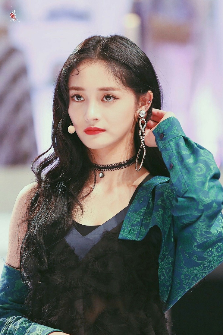 Zhou Jieqiong