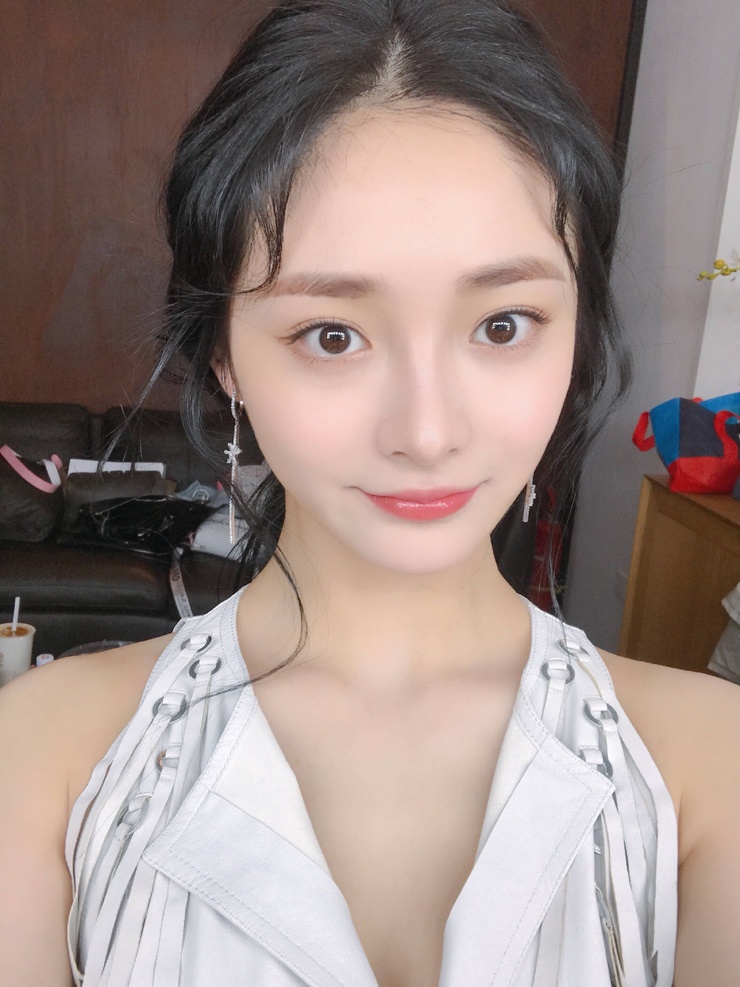 Zhou Jieqiong