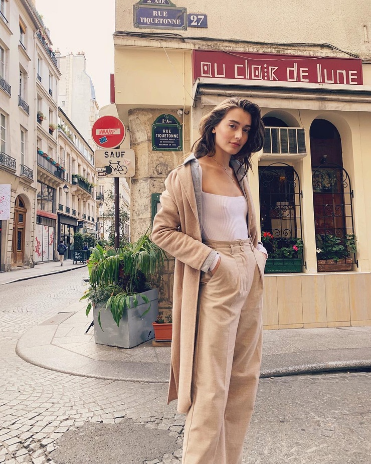 Jessica Clements Jessica Clements