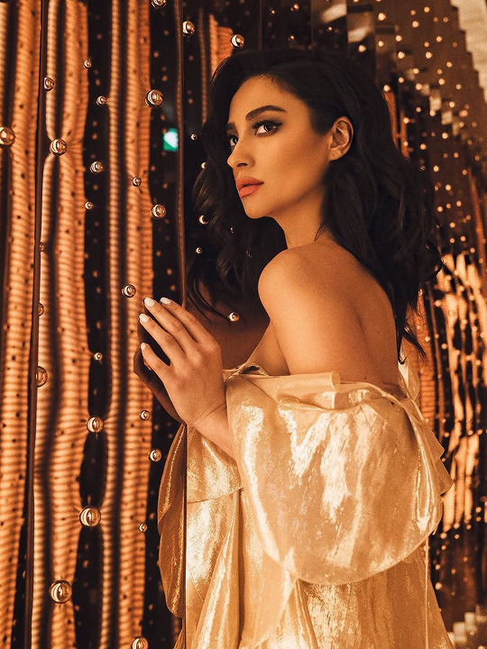 Shay Mitchell Shay Mitchell
