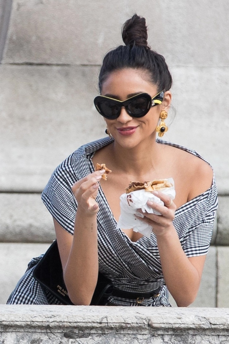 Shay Mitchell