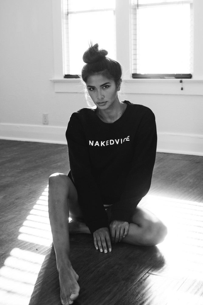 Laura Woo