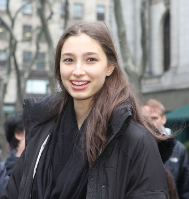 Alexandra Agoston Alexandra Agoston
