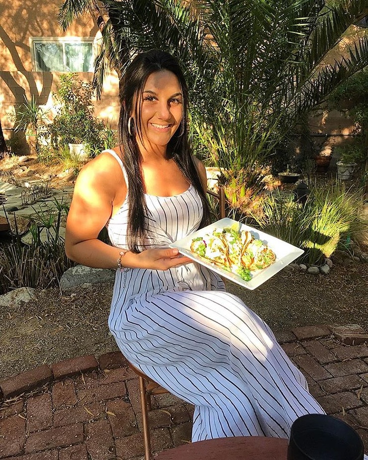 Cheyanne Vlismas Cheyanne Vlismas