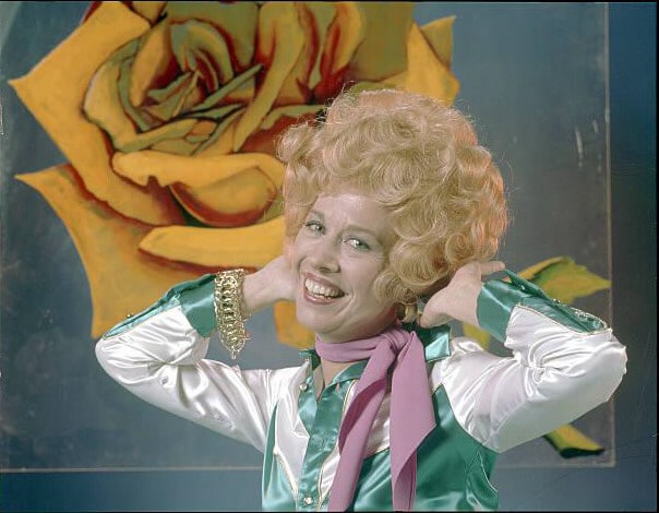 Polly Holliday