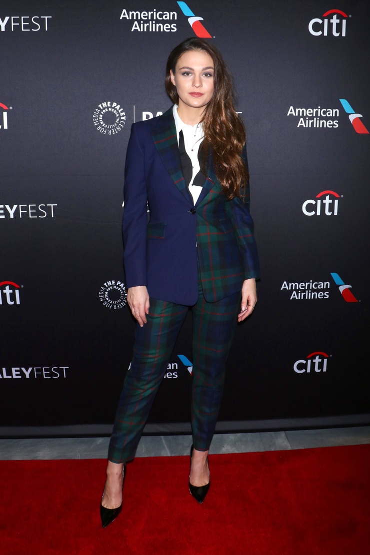 Sophie Skelton Sophie Skelton