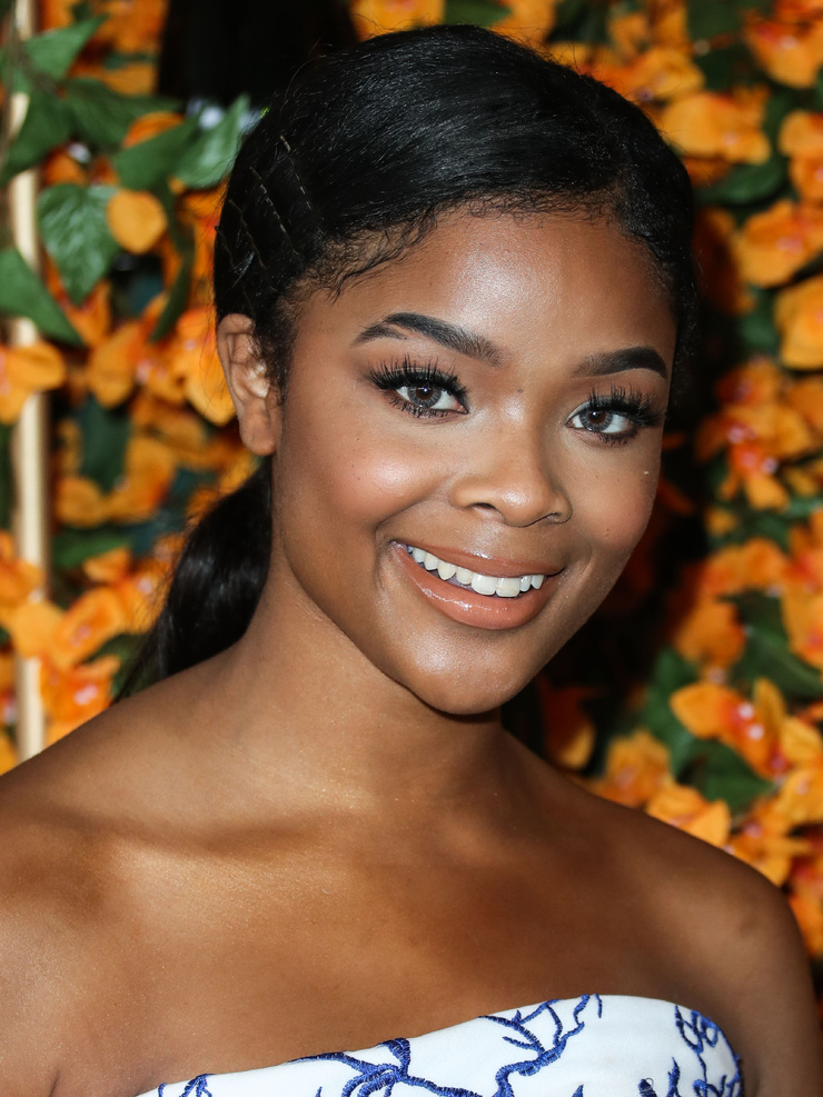 Ajiona Alexus Ajiona Alexus