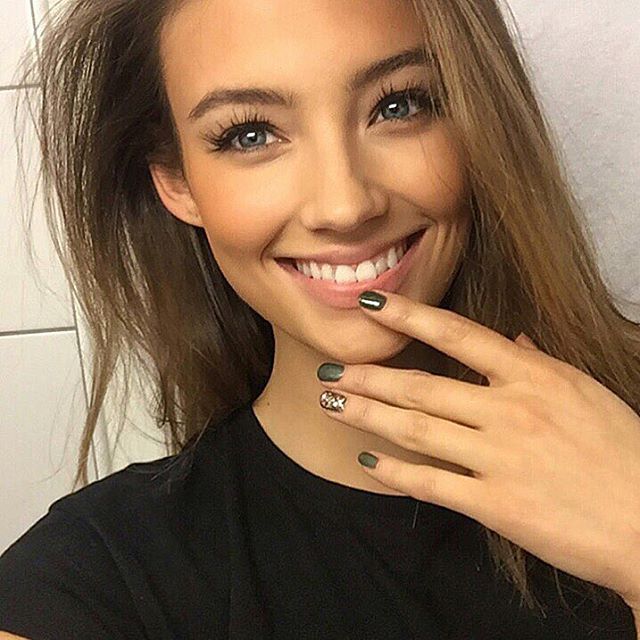 Lorena RAE Lorena RAE