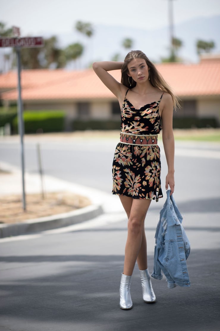 Lorena RAE