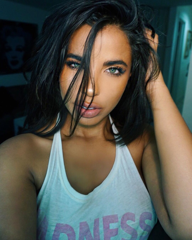Marina Mendes