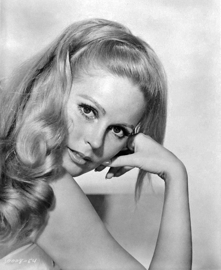 Veronica Carlson