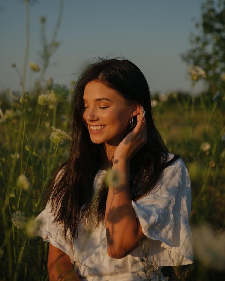 Claire Estabrook