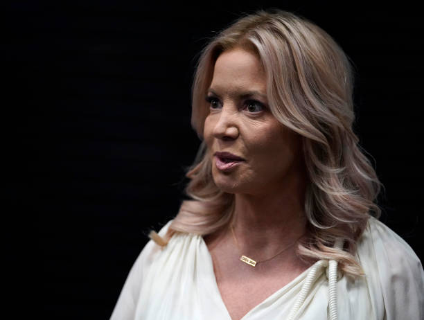 Jeanie Buss