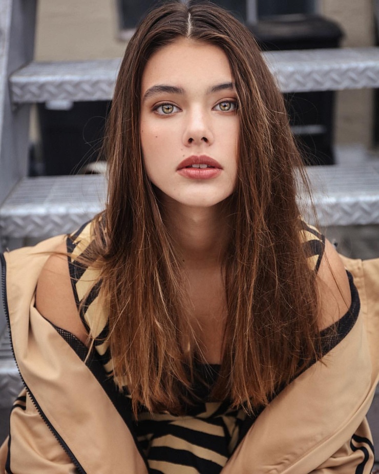 Laneya Grace Laneya Grace