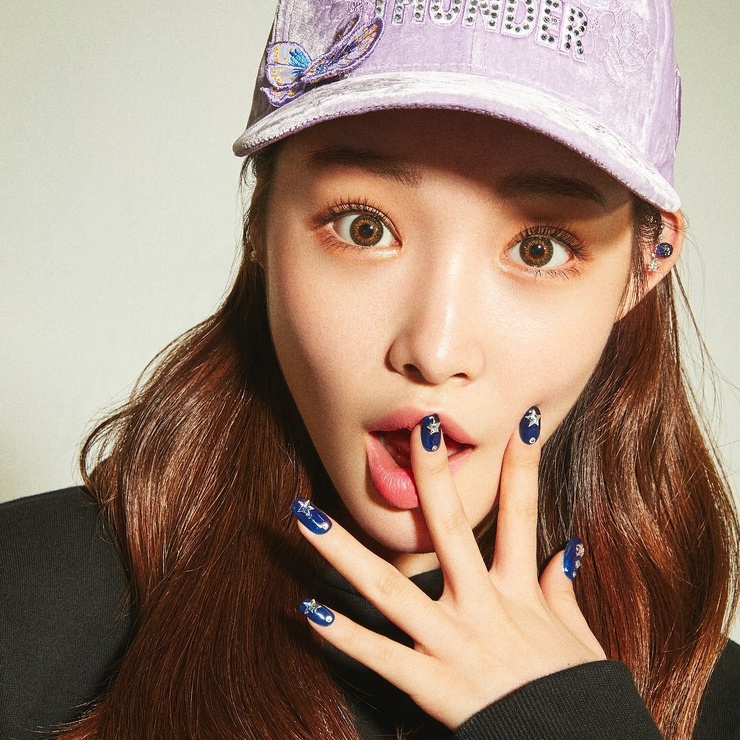 Chung-ha Kim Chung-ha Kim