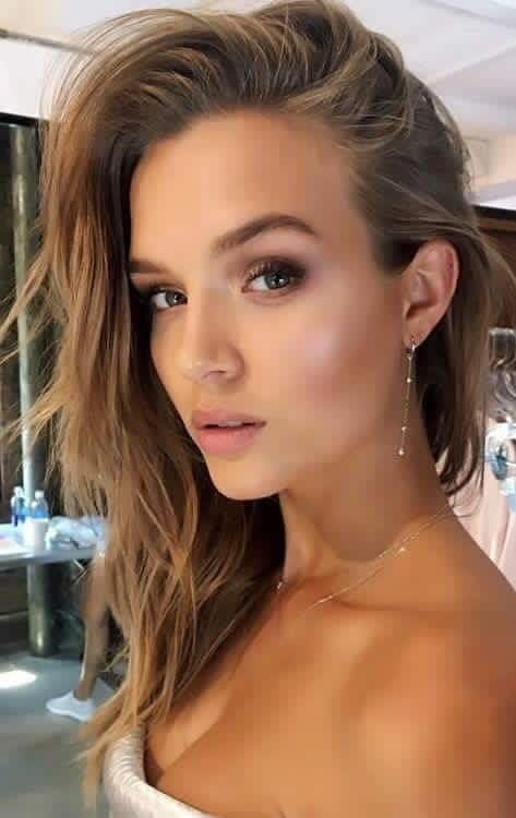 Josephine Skriver Josephine Skriver