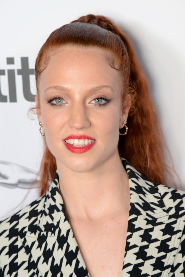 Jess Glynne