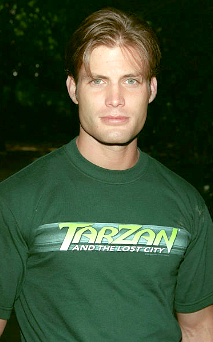 Casper Van Dien