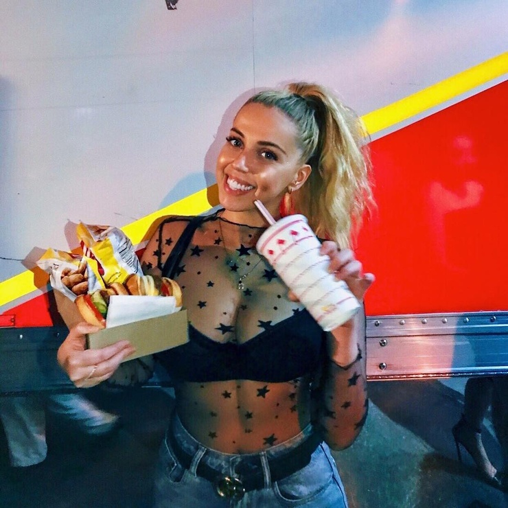 Violet Benson