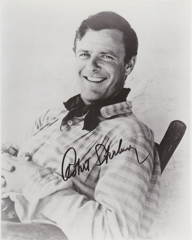 Robert Sterling